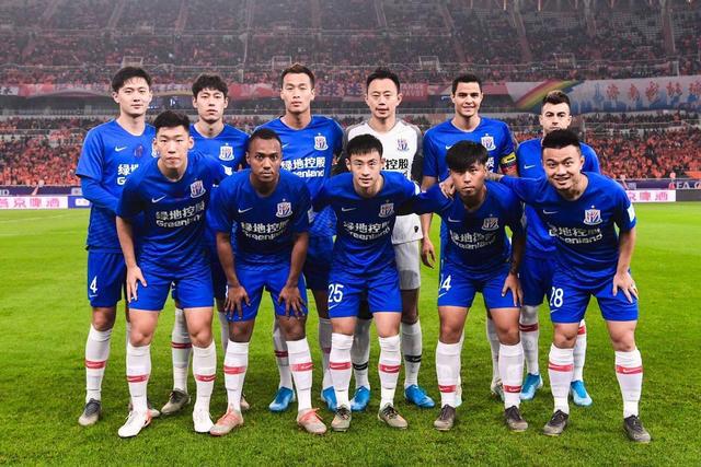 向教练组展 向教练组展