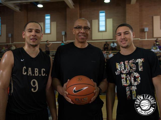 具备高速决 具备高速决